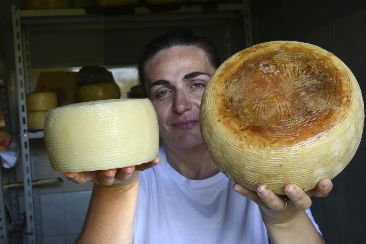  Luisa e i suoi formaggi.