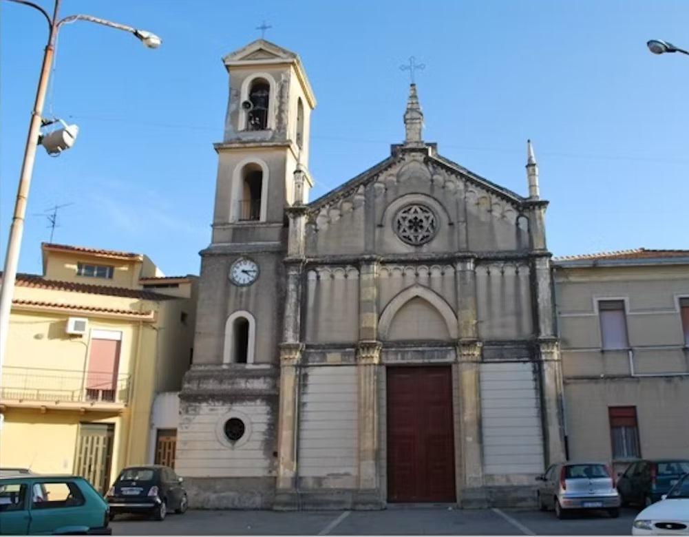 Chiesa Parrocchiale di San Filippo e San Giacomo - Parish Church of Saint Philip and Saint James