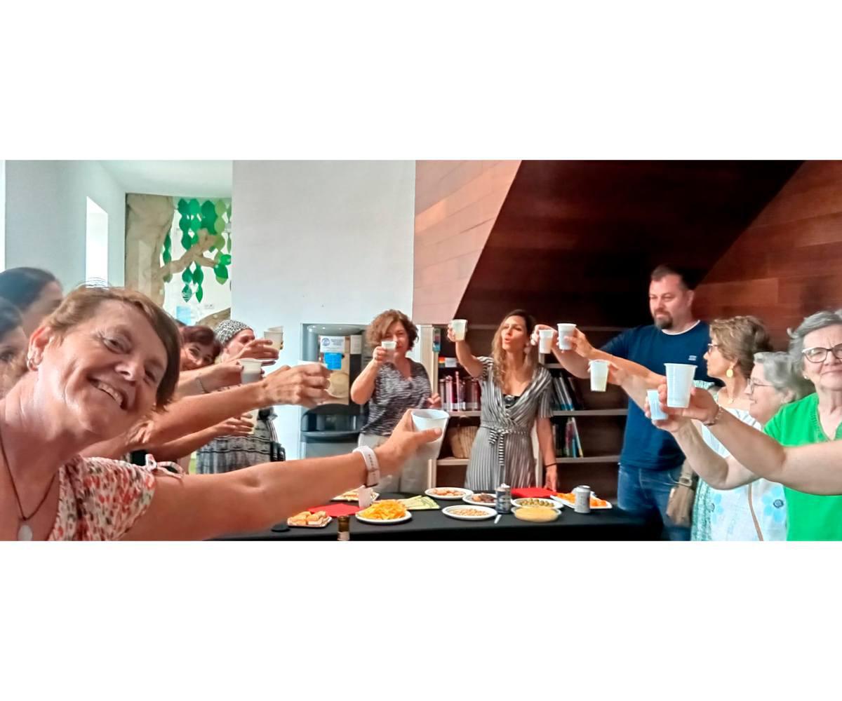 Compartimos con vosotros el maravilloso encuentro que tuvimos con Tronera y Yo Compartimos con vosotros el maravilloso encuentro que tuvimos con Tronera y Yo