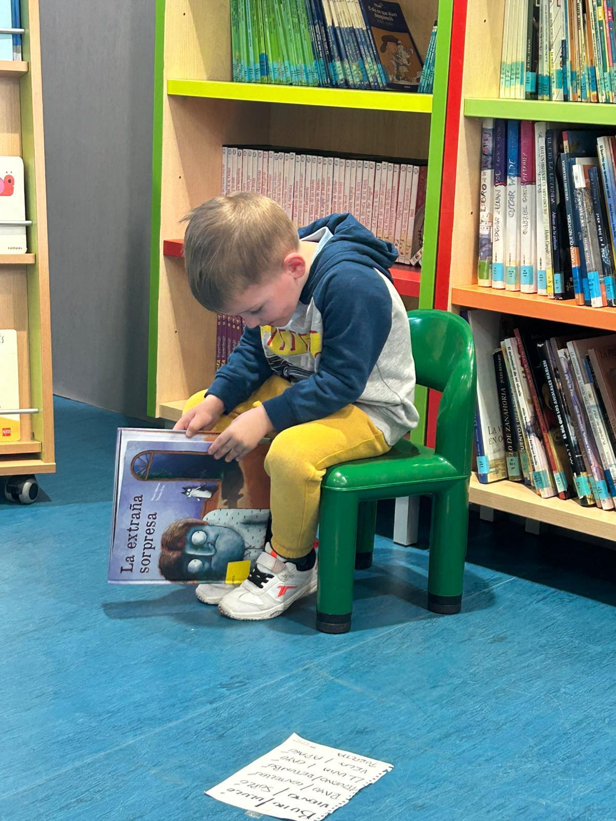 La extraña visita La extraña visita