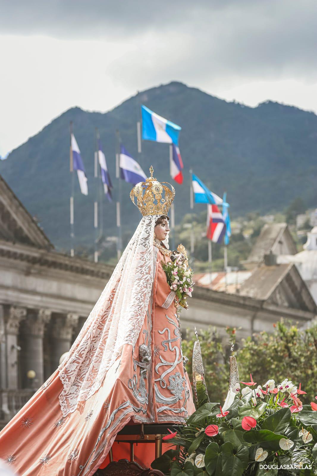 La Madre que quiso ser consagrada por Quetzaltenango