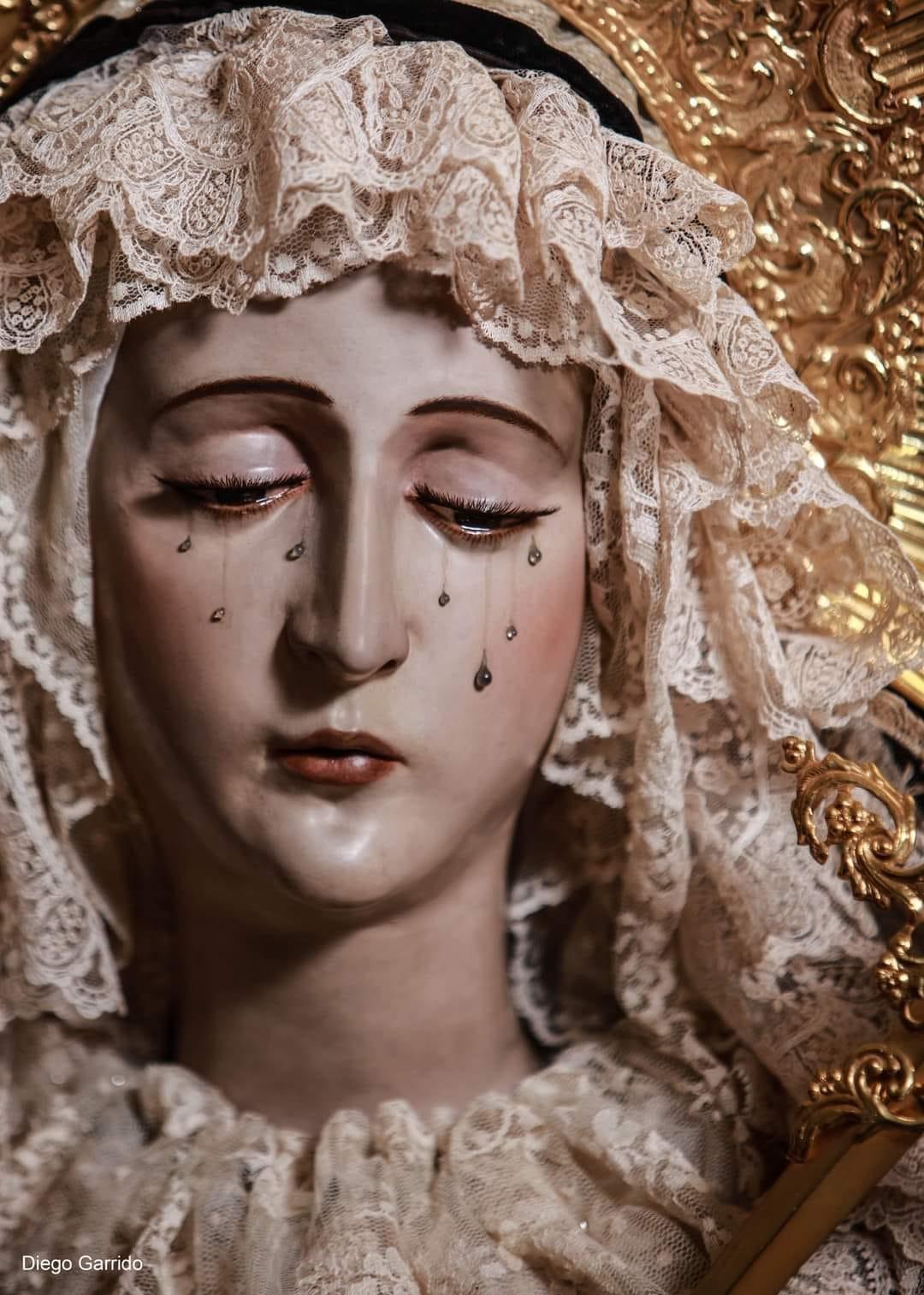 Orígenes de la Cofradía de los Siete Dolores y Consagración de la Santísima Virgen