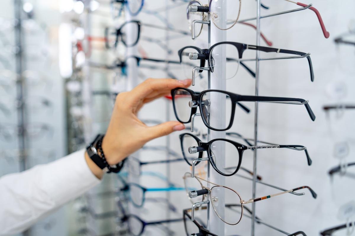 Occhi Sani, Vita Sana: 7 Modi per Mantenere la Tua Visione al Meglio