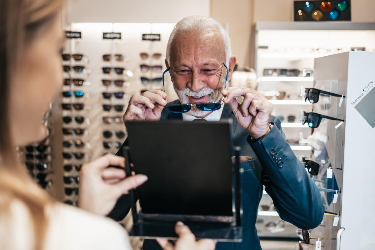 Ottica del Centro Celebra l'Eccellenza nella Cura Oculare Ottica del Centro Celebra l'Eccellenza nella Cura Oculare