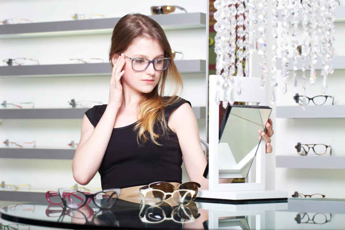 Celebriamo il Mese della Salute Oculare: Scopri le Iniziative Speciali di Ottica del Centro Celebriamo il Mese della Salute Oculare: Scopri le Iniziative Speciali di Ottica del Centro