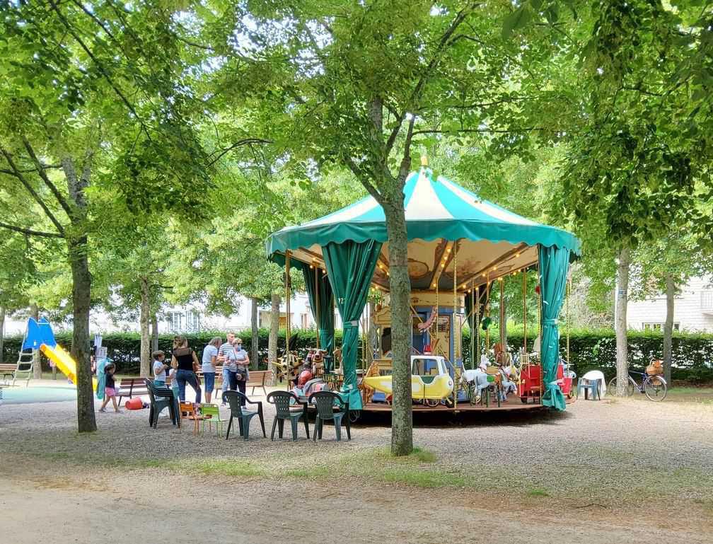 Le p'tit manège du Parc Pasteur