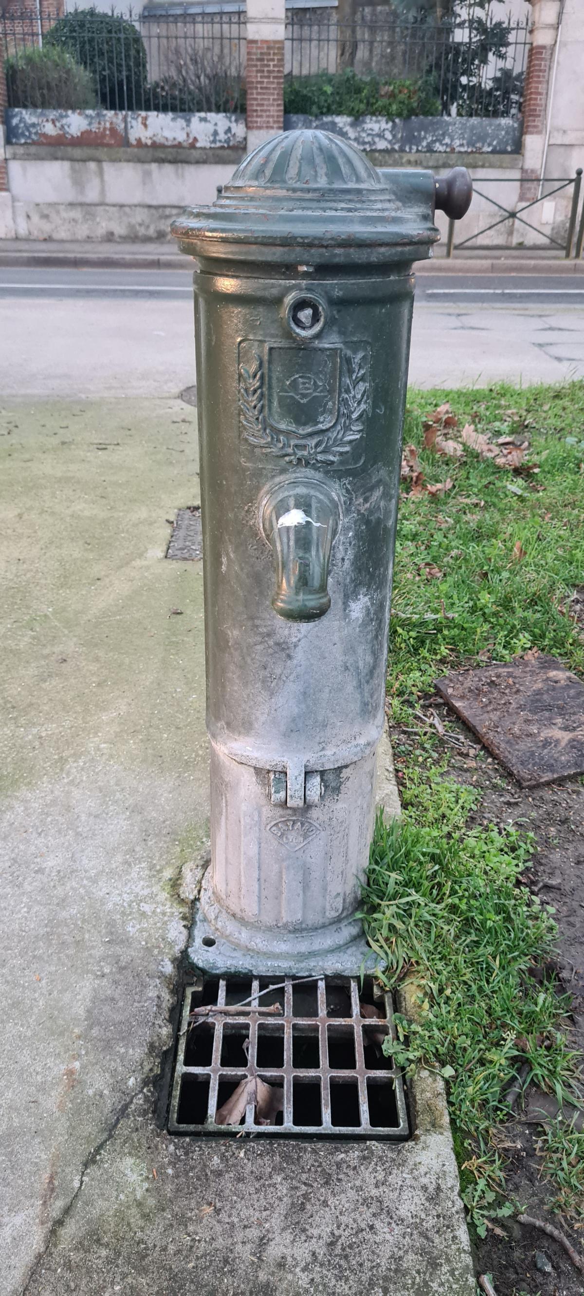 Point d'eau - Quai du Fort Alleaume