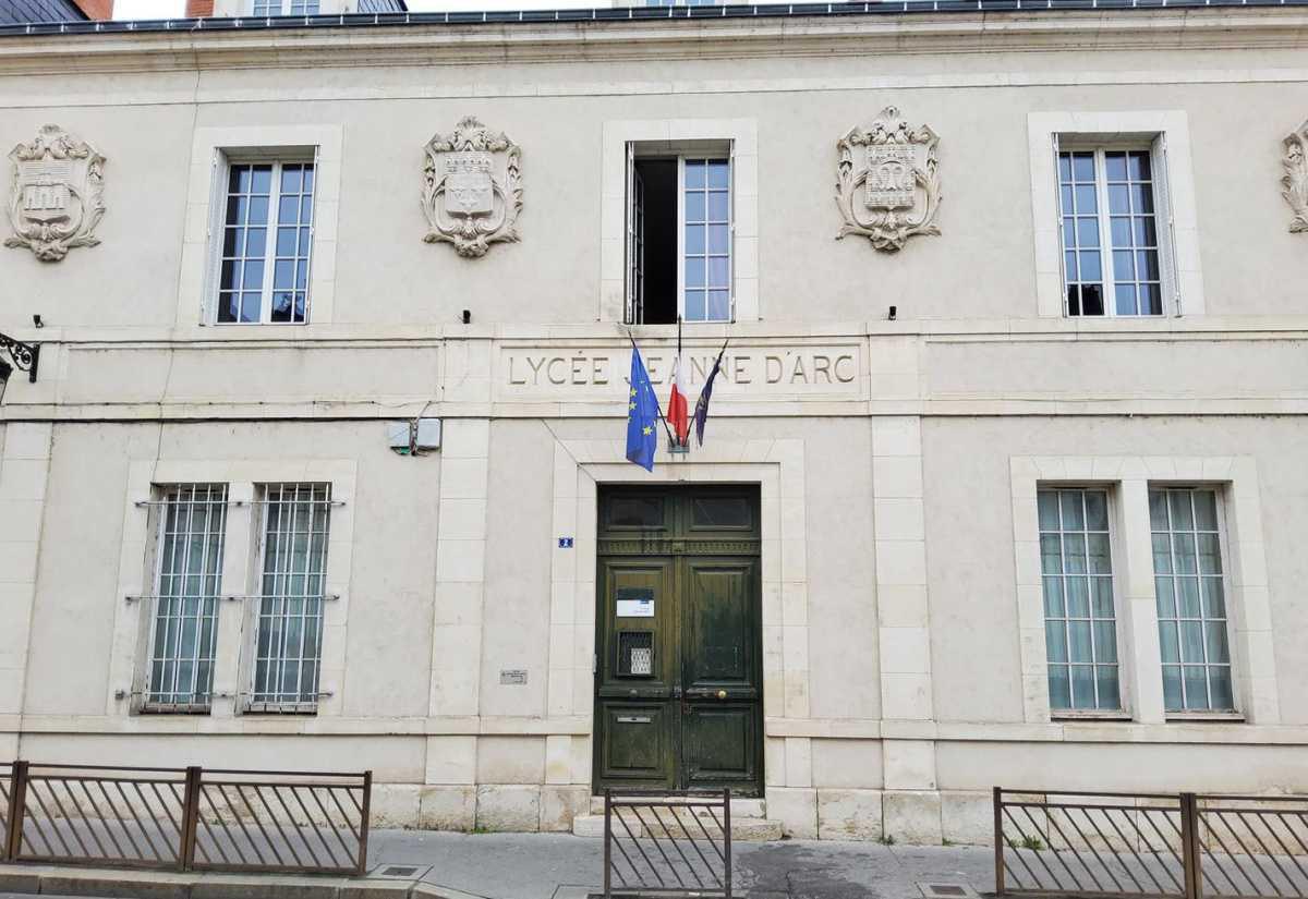 Collège Jeanne d'Arc Collège Jeanne d'Arc