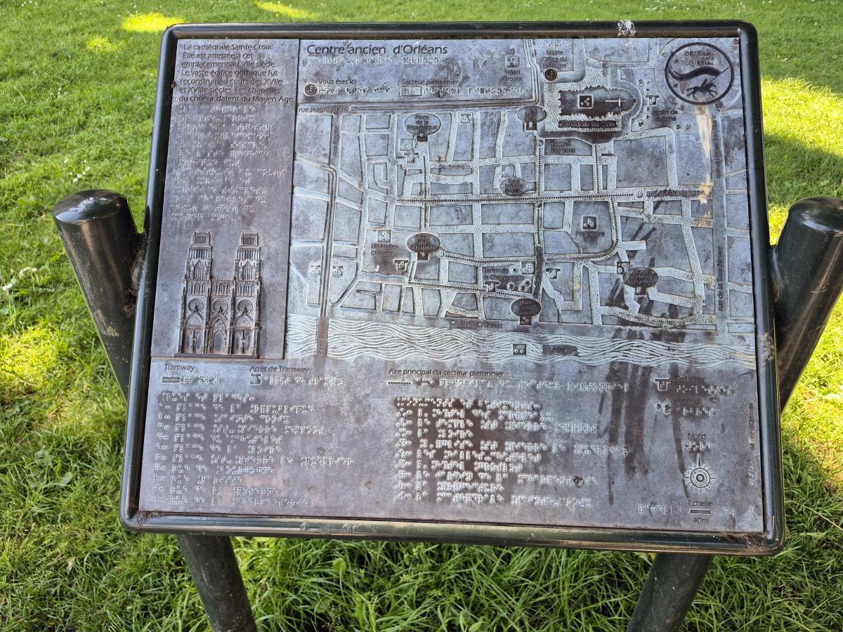 Rue Dupanloup - Plaque en braille