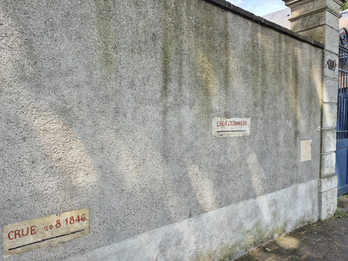 Lignes de Crues - Quai du Châtelet