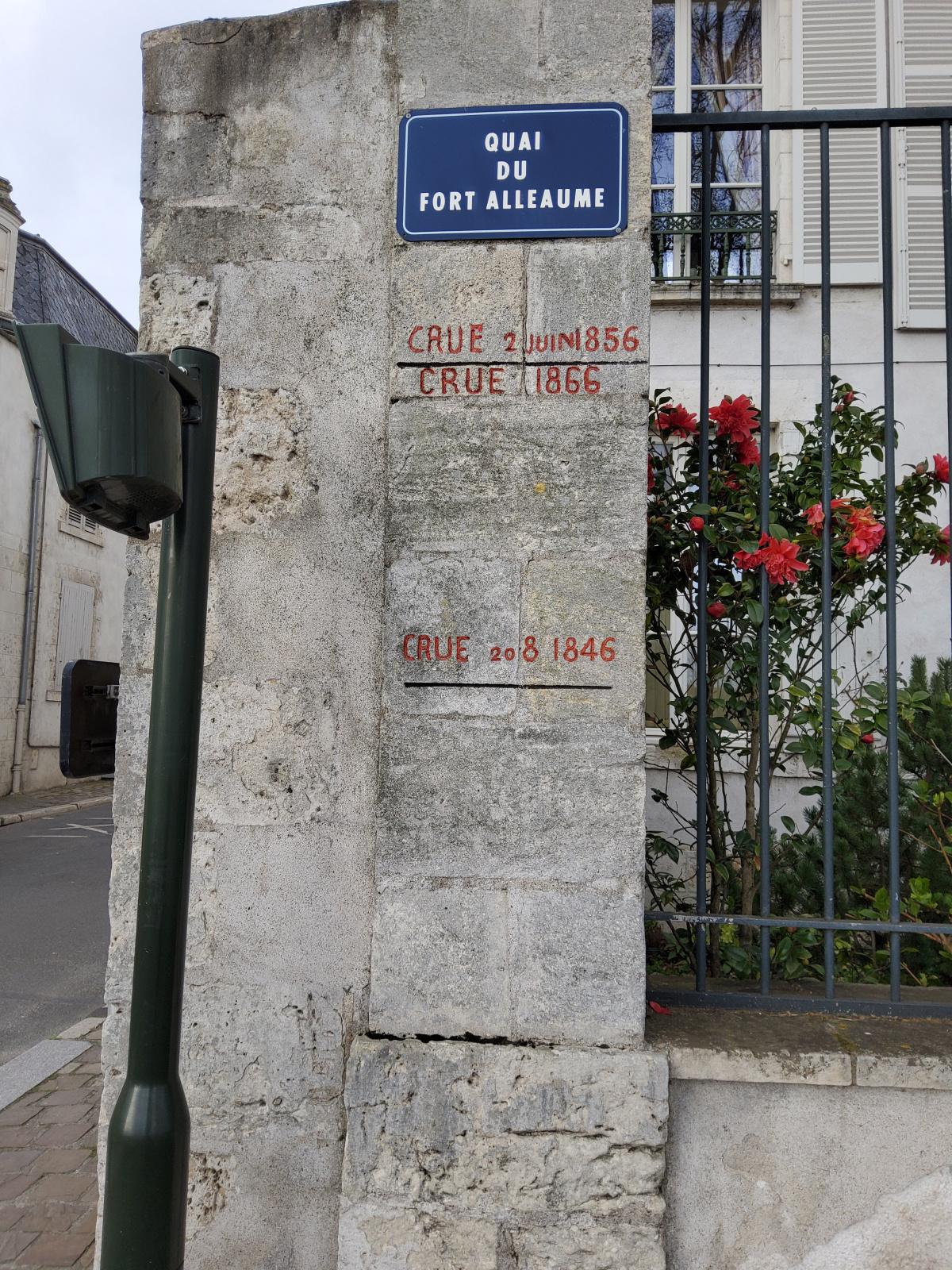 Lignes de Crues - Quai du Fort Alleaume