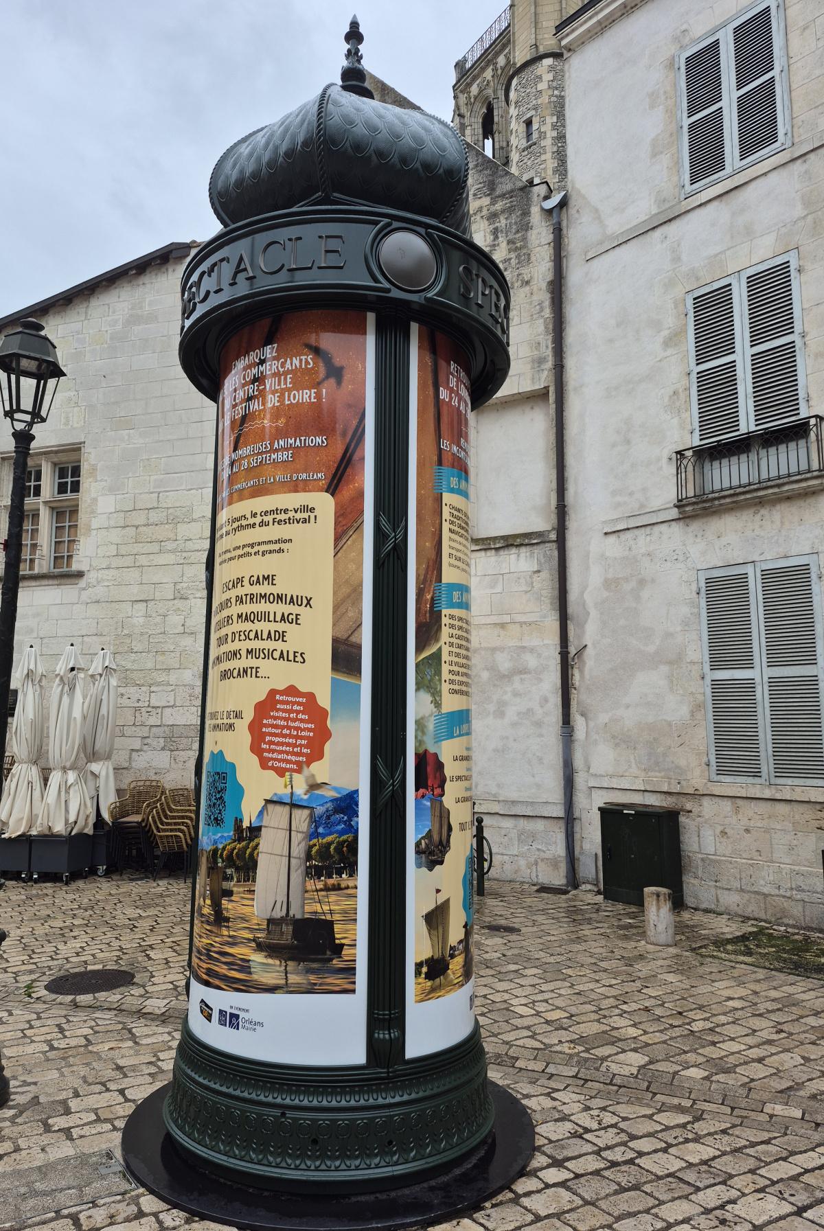 Colonne Moriss - Place de la République