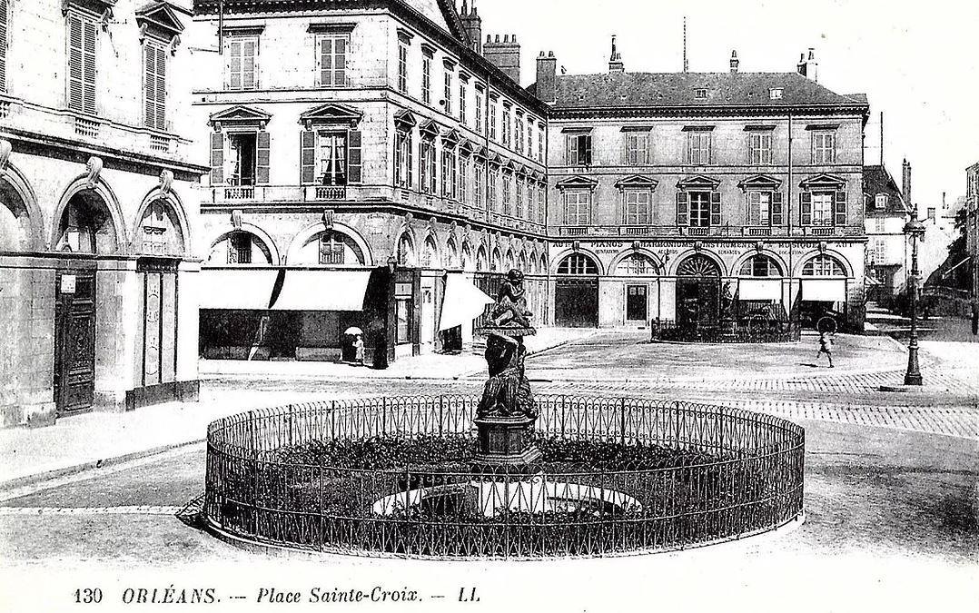 Place Sainte-Croix