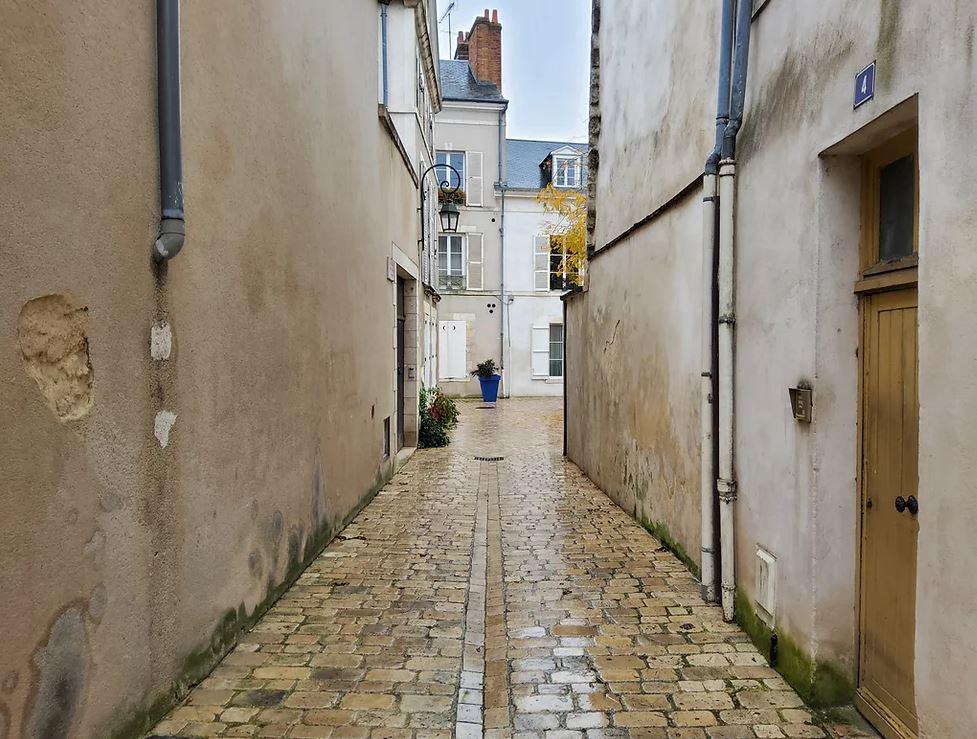 Venelle de Saint-Pierre Empont