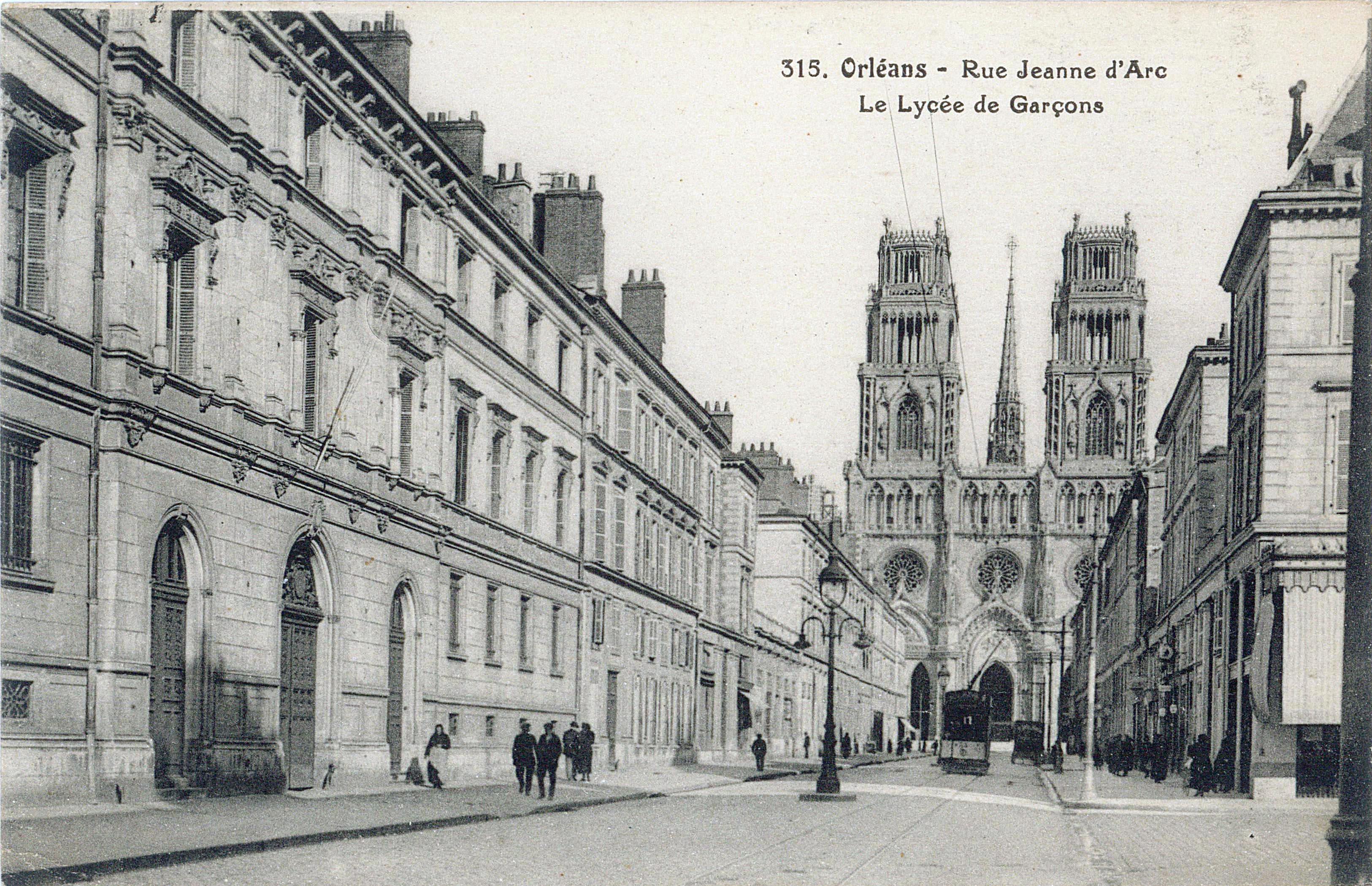 Rue Jeanne d'Arc à Orléans (49)