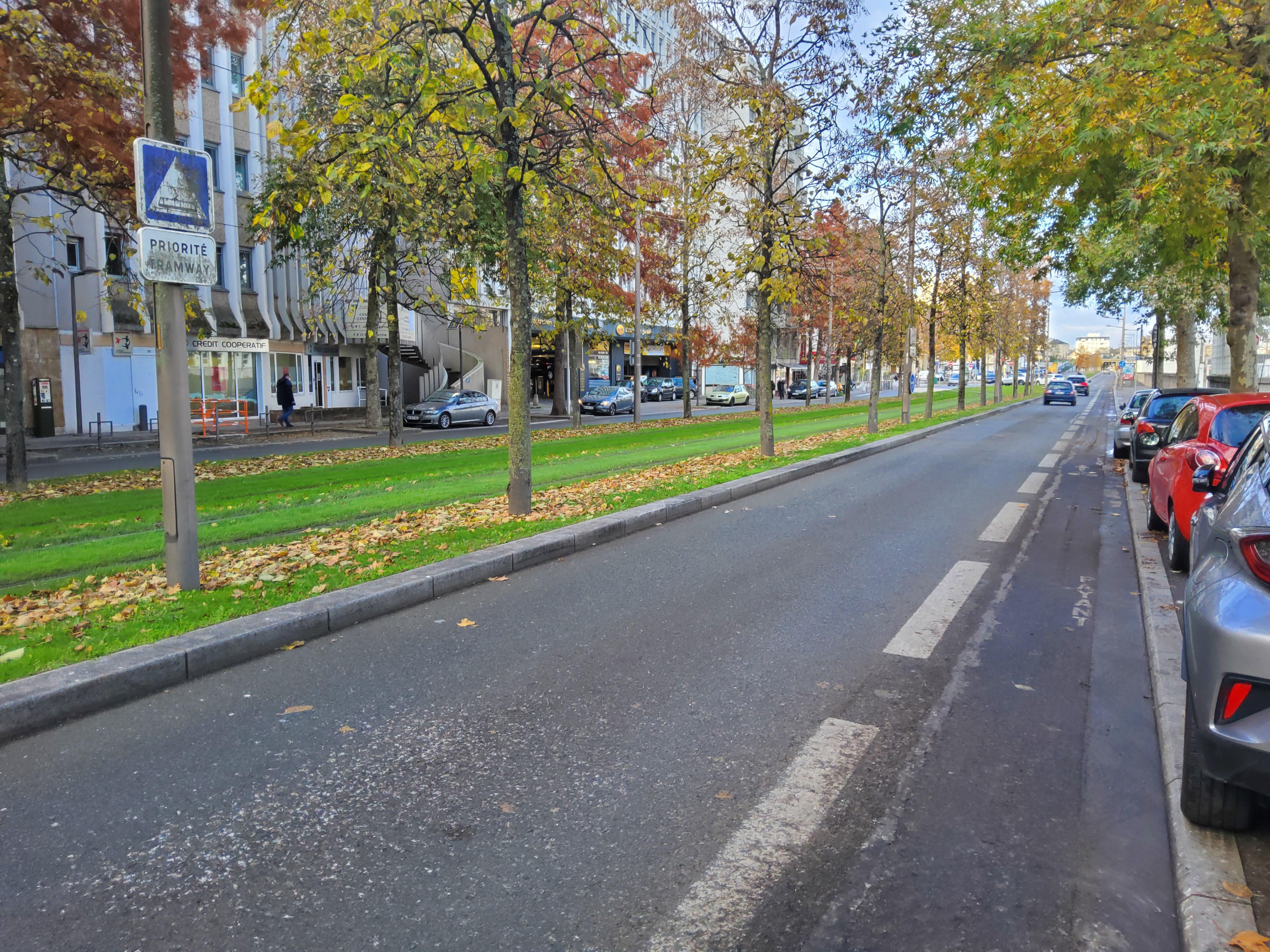 Avenue de Paris 