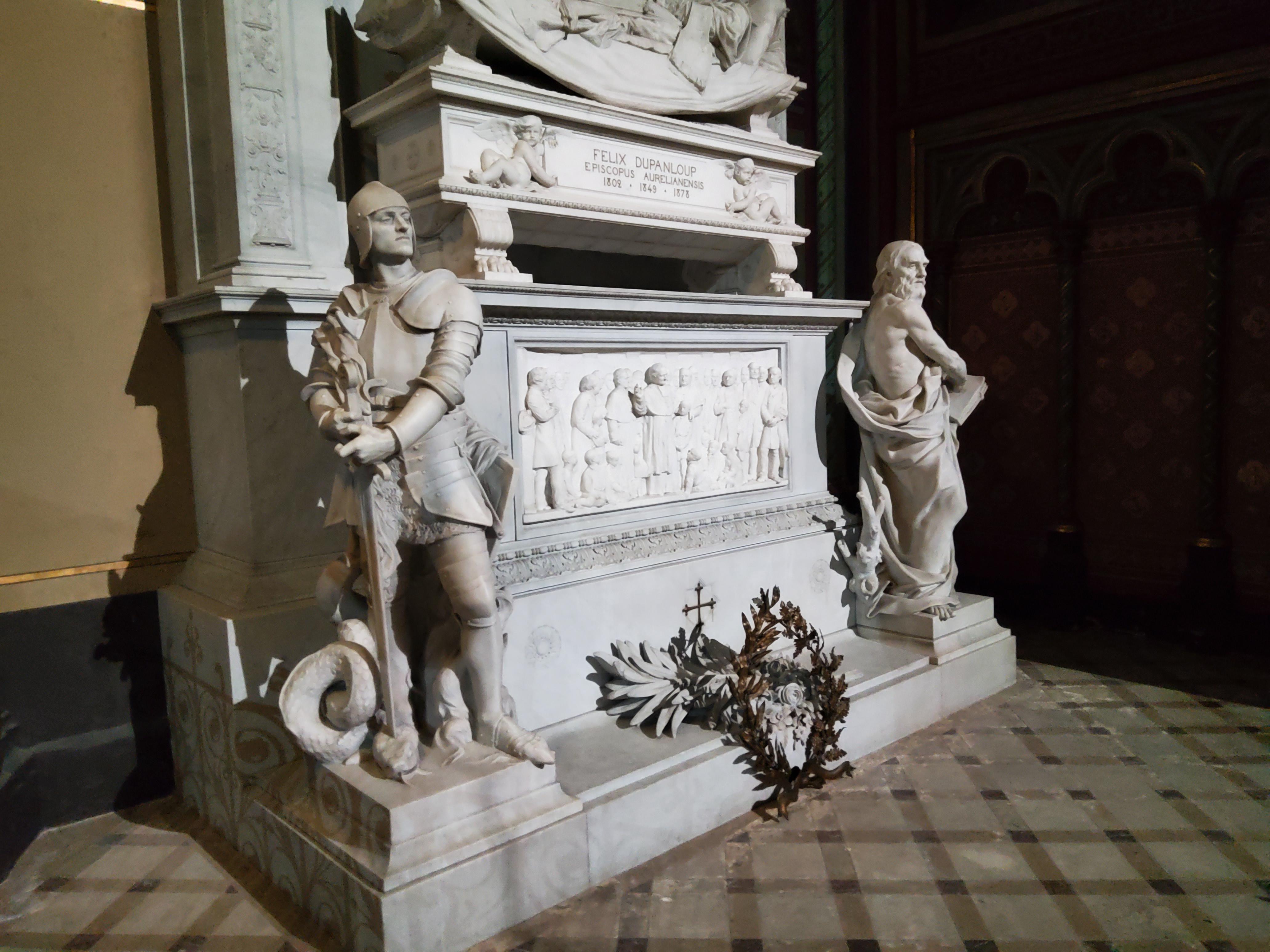 Sculpture en la cathédrale 