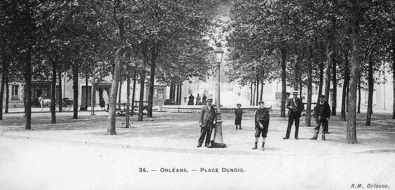 Place Dunois