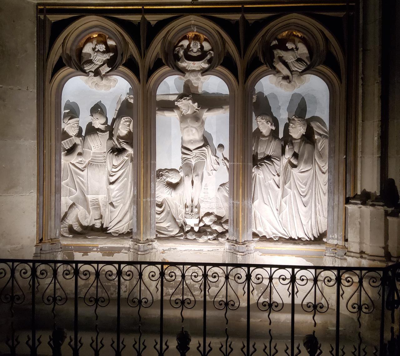 Sculpture en la cathédrale 