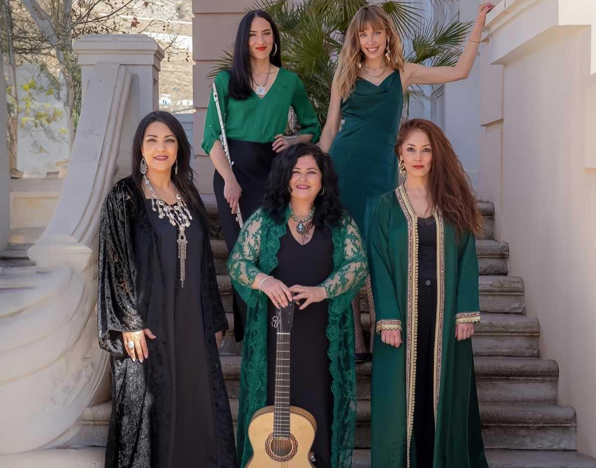 Mujeres Mediterráneas (Femmes Méditerranéennes) à la Bahia Mujeres Mediterráneas (Femmes Méditerranéennes) à la Bahia