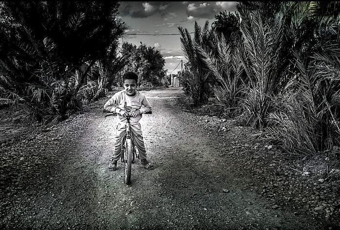 MAROC, ENTRE OMBRE ET LUMIÈRE MAROC, ENTRE OMBRE ET LUMIÈRE