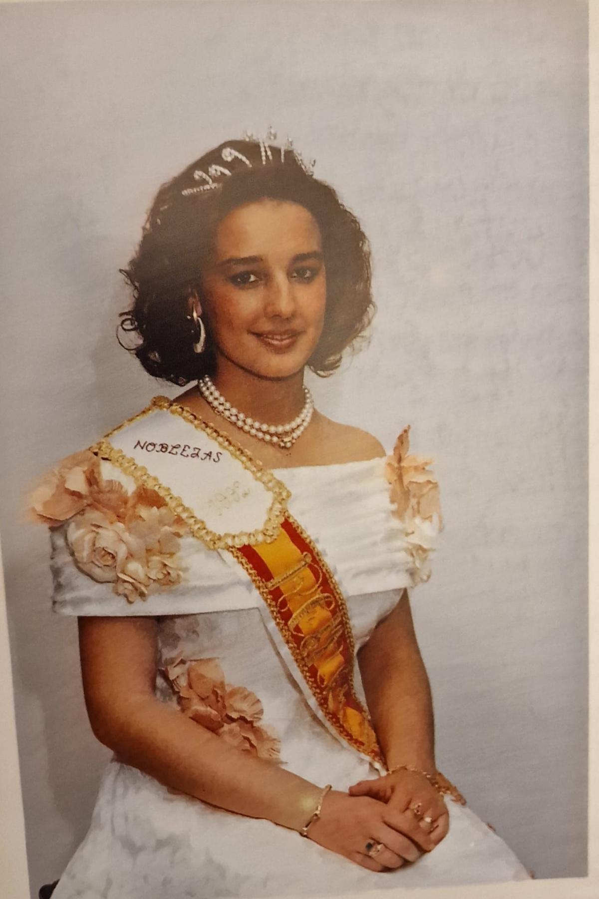 AÑO 1992/1993 AÑO 1992/1993