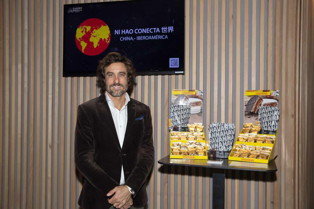 FORO III: “ENCUENTRO DE EMPRESARIOS CHINOS E IBEROAMERICANOS POR NAVIDAD” FORO III: “ENCUENTRO DE EMPRESARIOS CHINOS E IBEROAMERICANOS POR NAVIDAD”