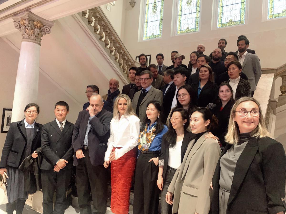 FORO VI: “ESPAÑA Y CHINA: UN CRUCE DE CAMINOS” FORO VI: “ESPAÑA Y CHINA: UN CRUCE DE CAMINOS”