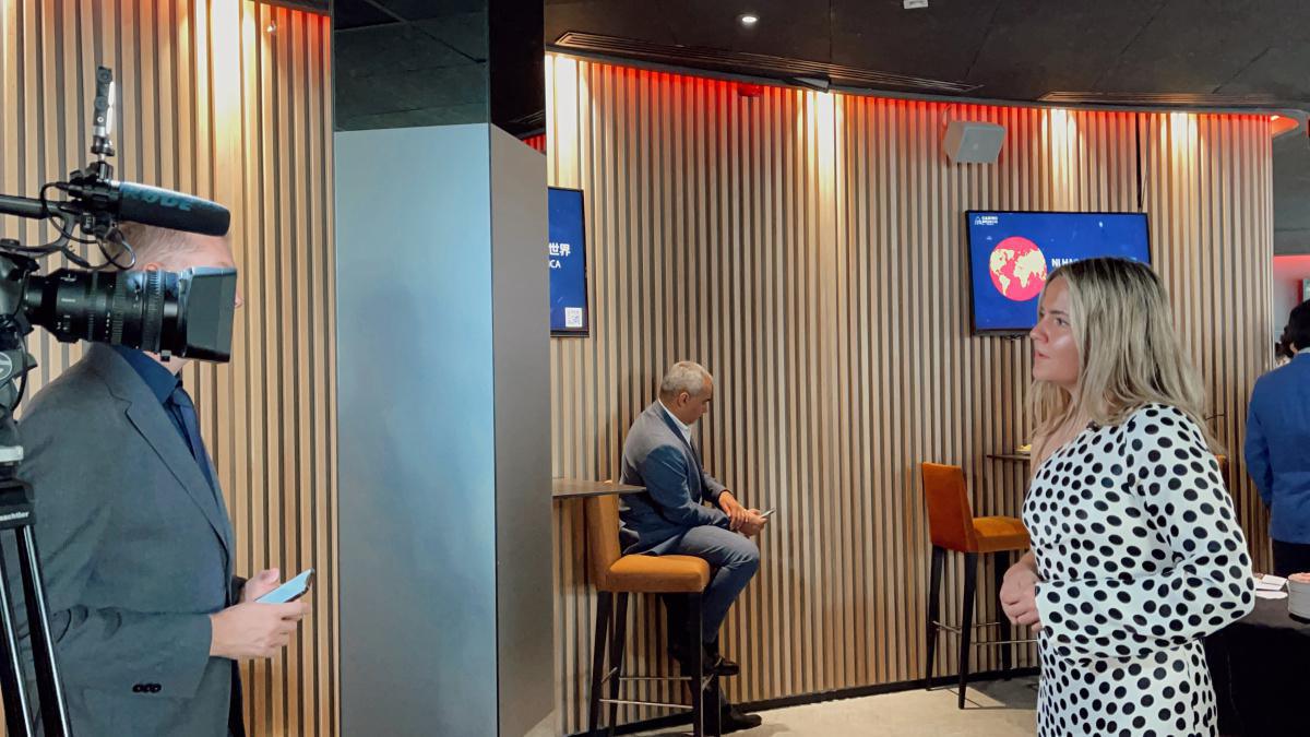 FORO VII: “AMÉRICA LATINA: ENCLAVE DE INVERSIÓN Y EMPRESA ESPAÑOLA Y CHINA” FORO VII: “AMÉRICA LATINA: ENCLAVE DE INVERSIÓN Y EMPRESA ESPAÑOLA Y CHINA”