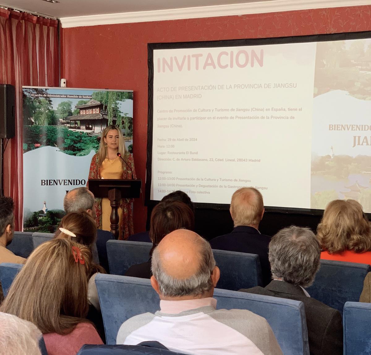 Gobierno de Jiangsu celebra el reconocimiento a NI HAO CONECTA (NHC) en el restaurante El Bund 