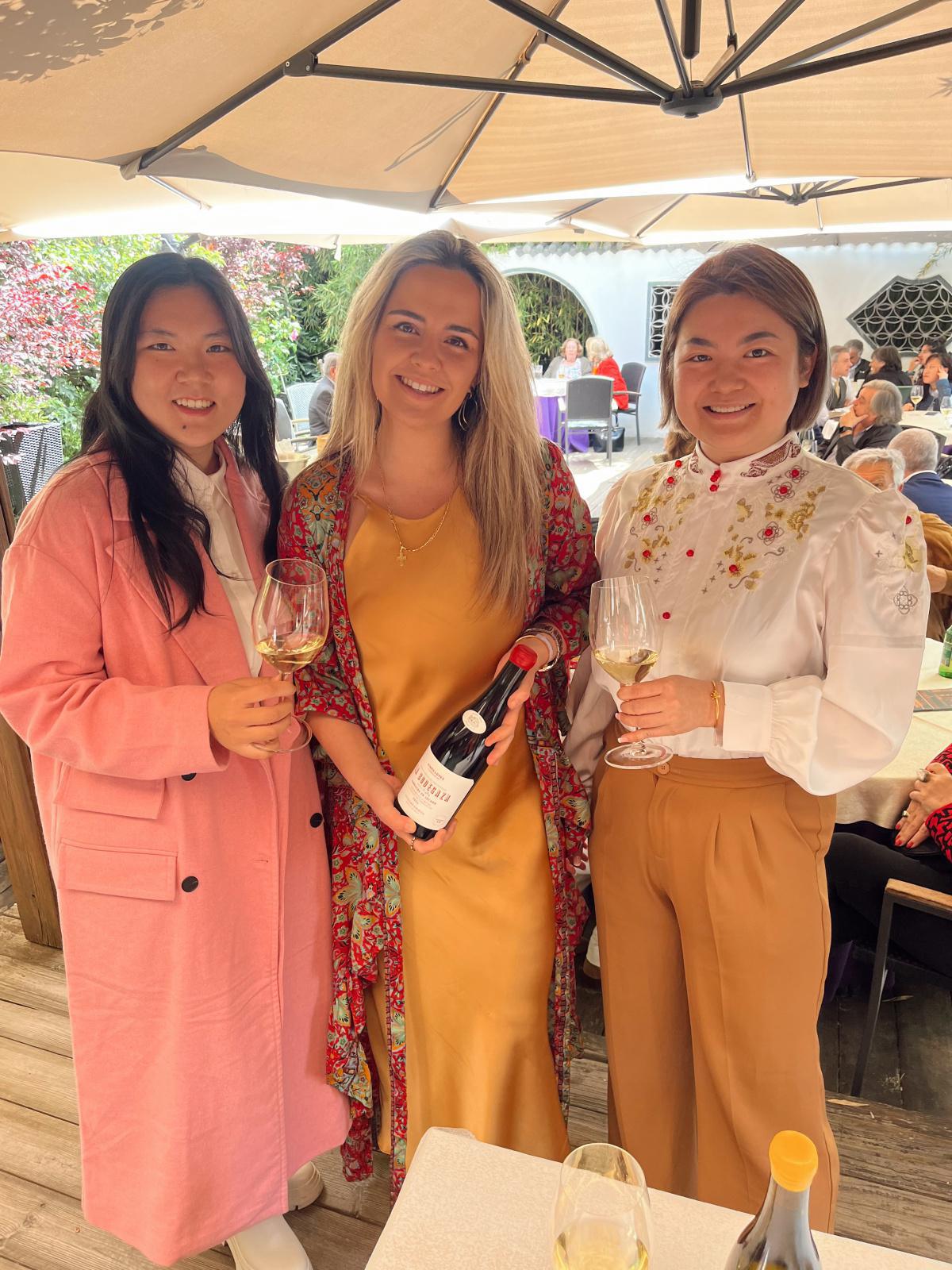 Gobierno de Jiangsu celebra el reconocimiento a NI HAO CONECTA (NHC) en el restaurante El Bund 
