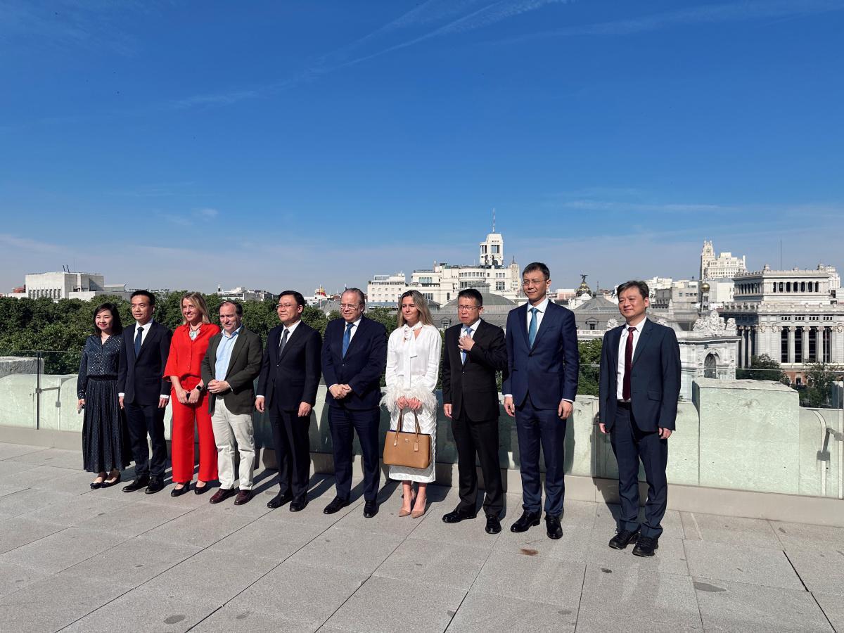 El vicealcalde de Shenzhen, tercera potencia de China, visita Madrid para fortalecer lazos entre ambas ciudades 