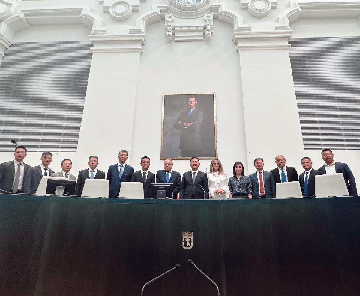 El vicealcalde de Shenzhen, tercera potencia de China, visita Madrid para fortalecer lazos entre ambas ciudades 