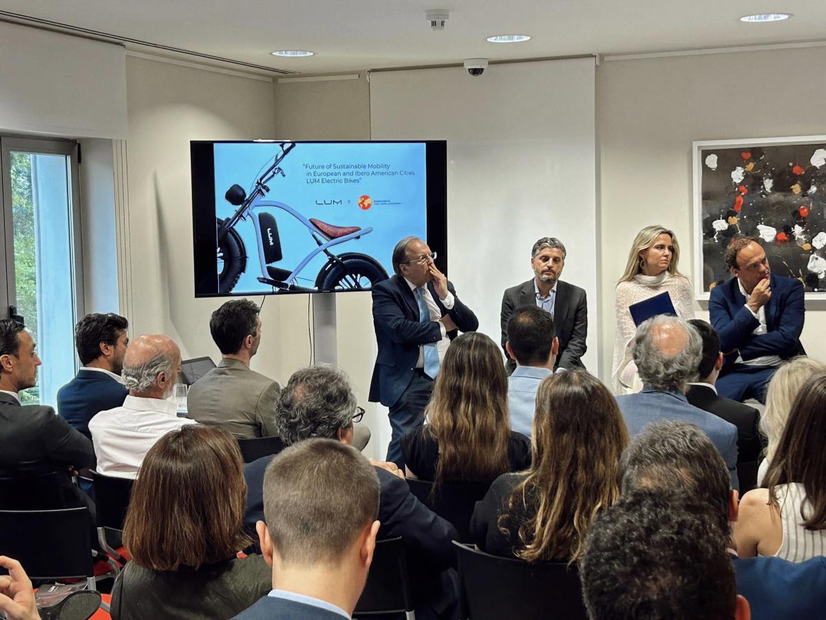 LUM EBIKE plantea España como eje de su expansión en Europa y establecer una nueva fábrica 