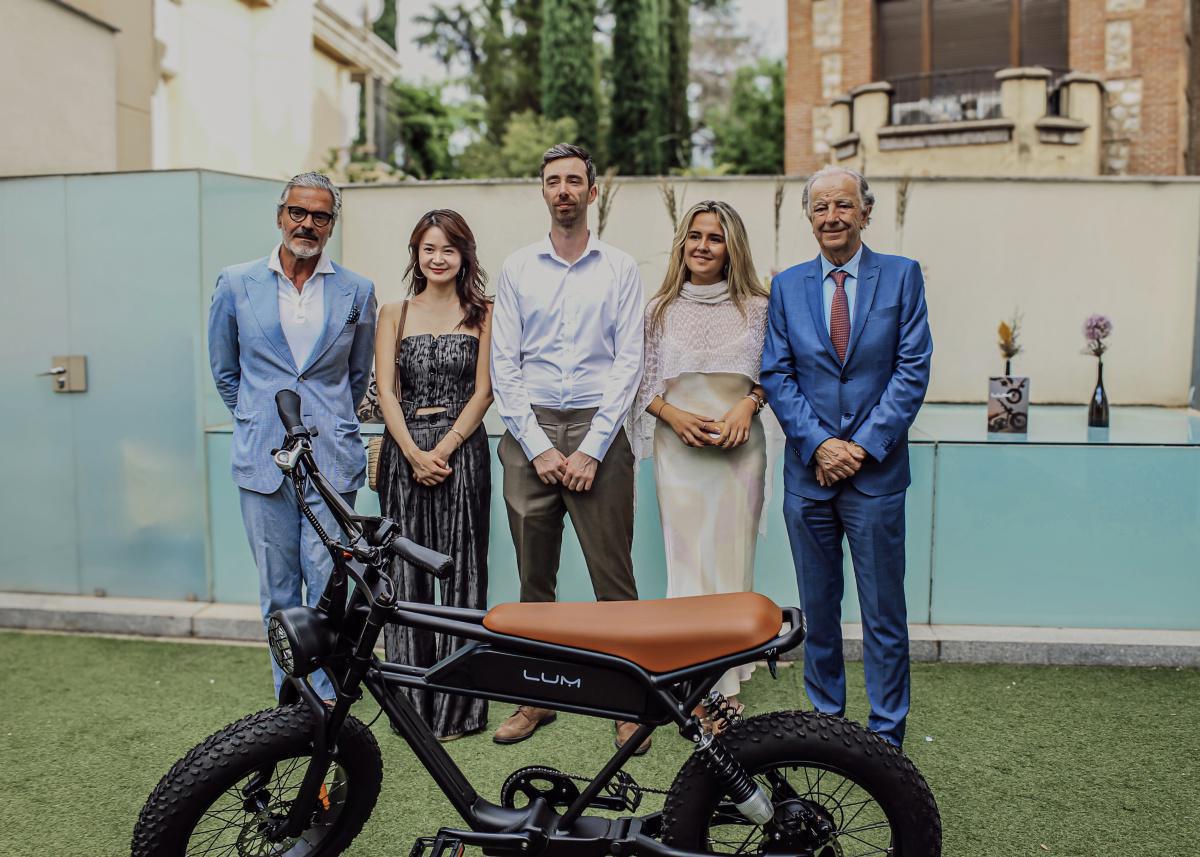 LUM EBIKE plantea España como eje de su expansión en Europa y establecer una nueva fábrica 