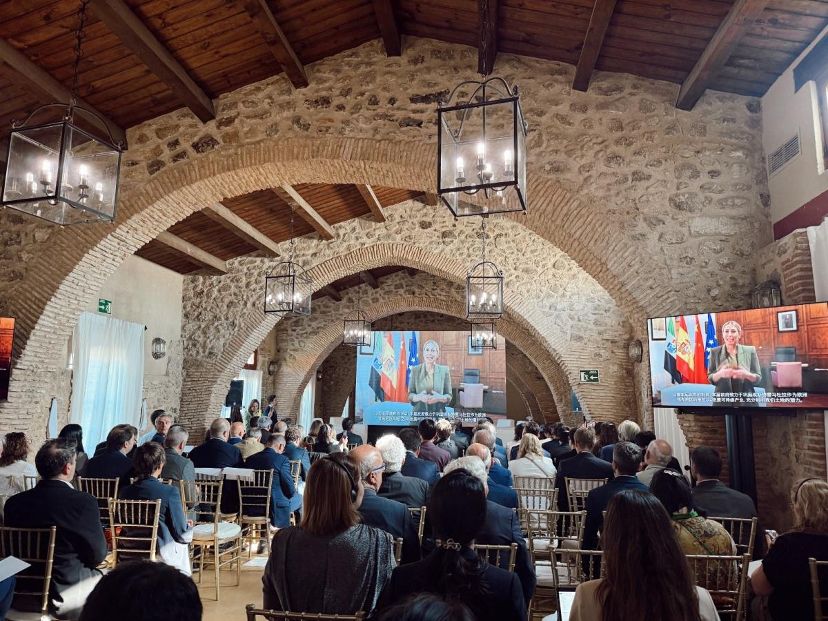 Extremadura acelera hacia el futuro verde con el II Foro Internacional sobre Movilidad Eléctrica e Hidrógeno