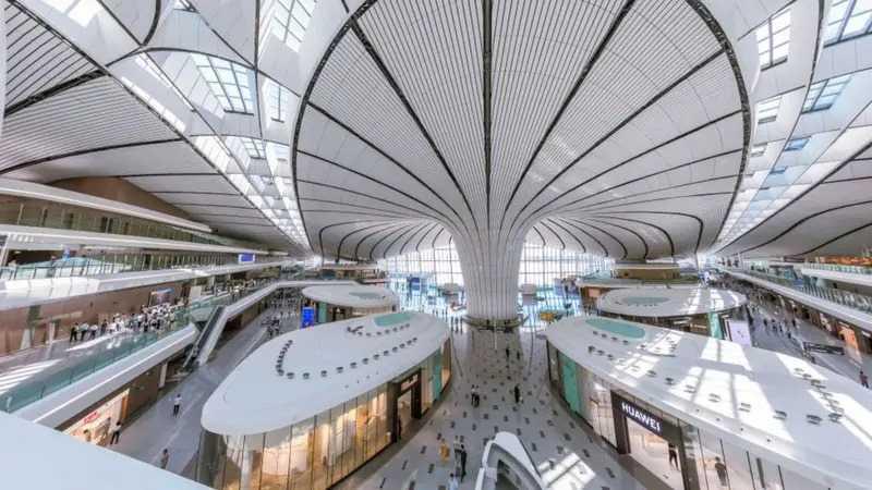 Daxing: el aeropuerto que ya compite por ser el más grande del planeta
