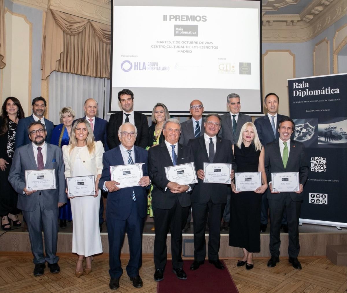 NI HAO CONECTA (NHC) recibe el Premio Raia Diplomática a Mejor Empresa en España de manos del ministro chino Qu Xun