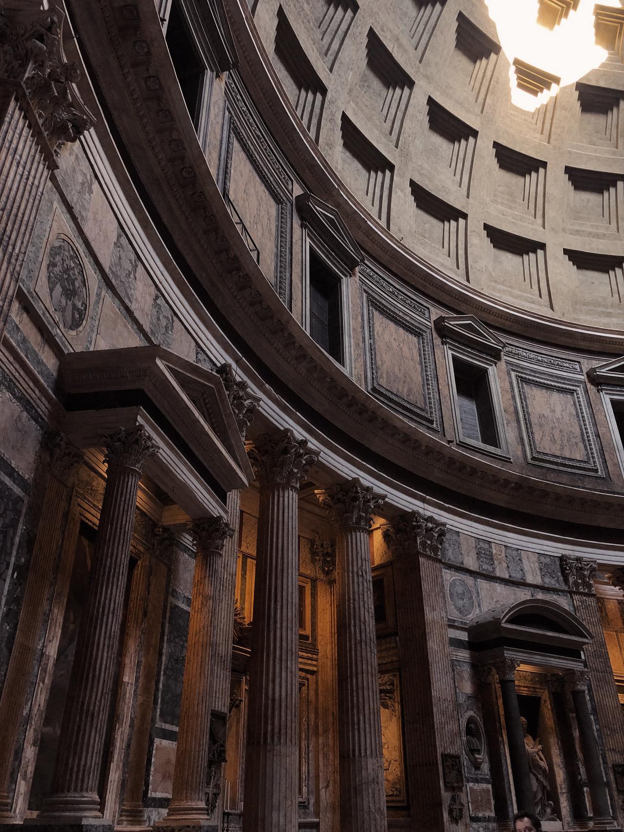 Inside view of the Pantheon