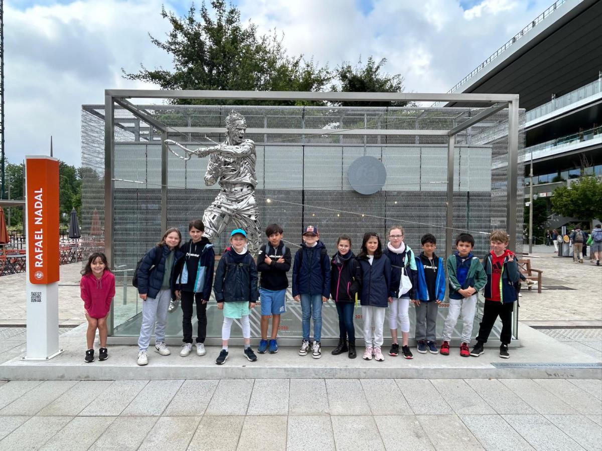 Du Roland Garros plein les yeux pour 12 de nos jeunes😜😎 Du Roland Garros plein les yeux pour 12 de nos jeunes😜😎