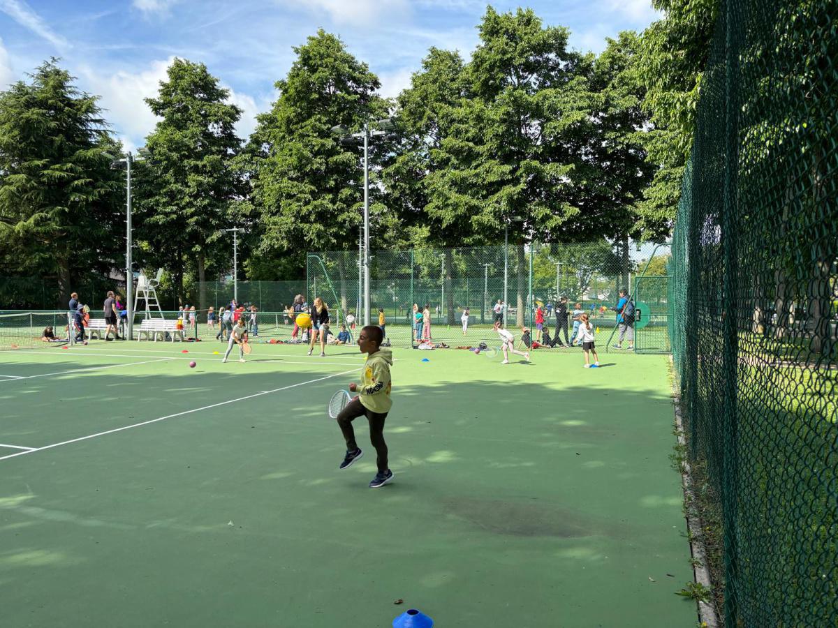 De la cour aux courts : traditionnelle fête du Tennis à l'école😋🥳