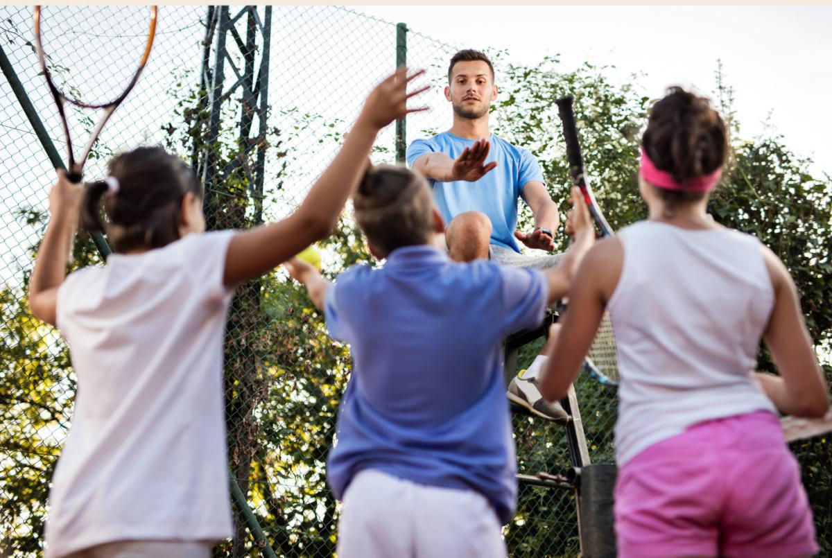 Parce que le tennis ne serait rien sans... ARBITRES !🤗⏬️