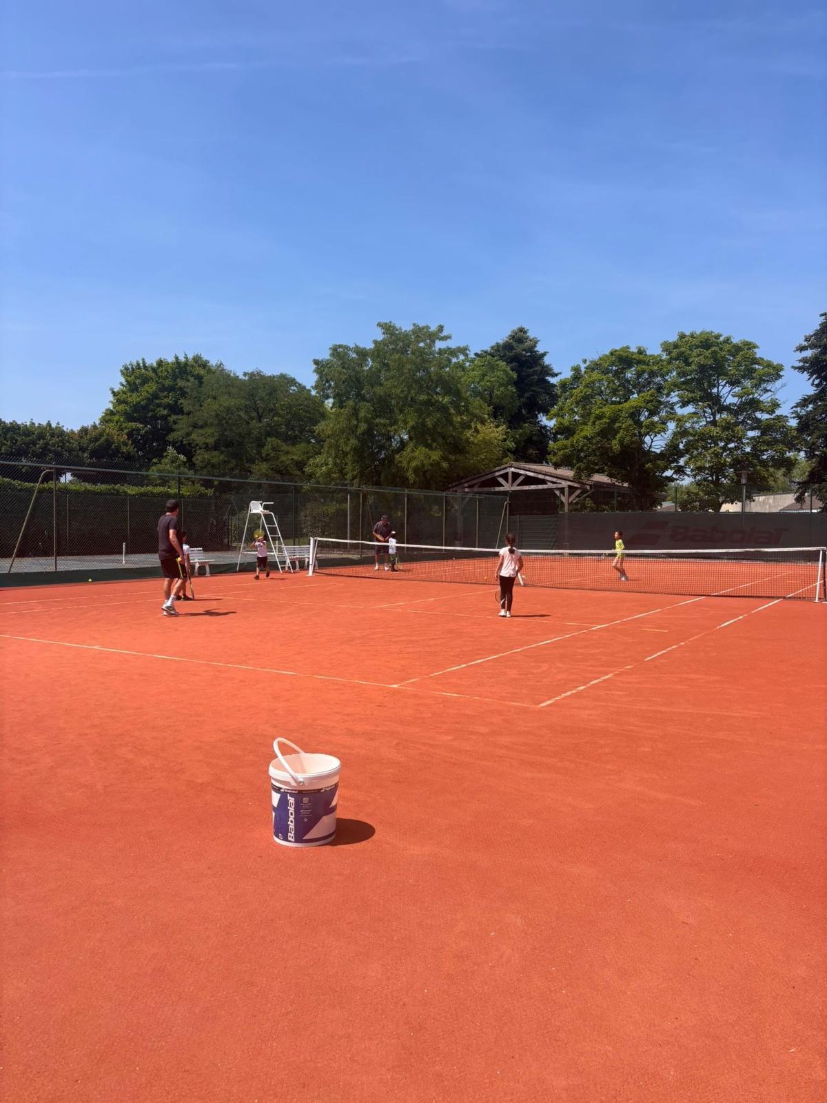 😊Fête le Mur au TC Voisins pour une grande animation Tennis/Padel🙌