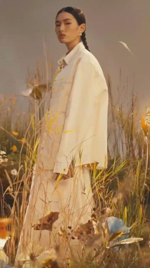 Promo pour la nouvelle collection Dior en collaboration avec l'artiste Pietro Ruffo