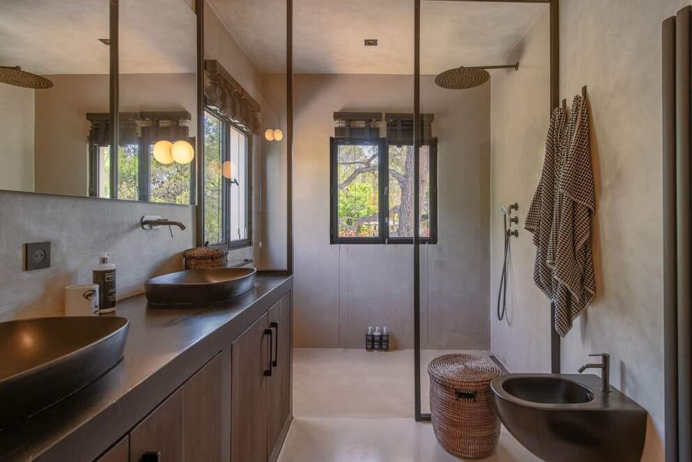 Villa Ember Villa Ember