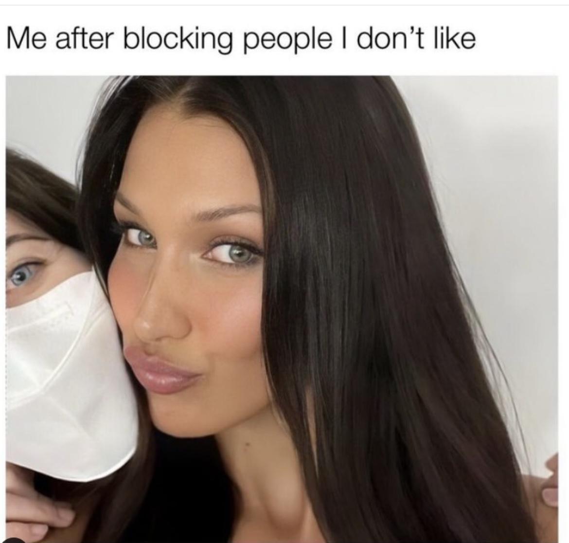 Girl Memes & Quotes