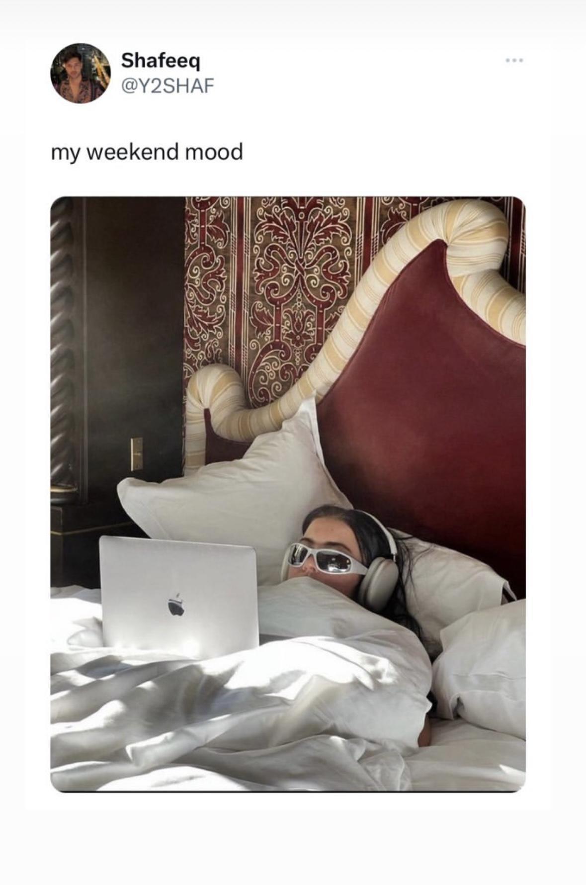 Girl Memes & Quotes