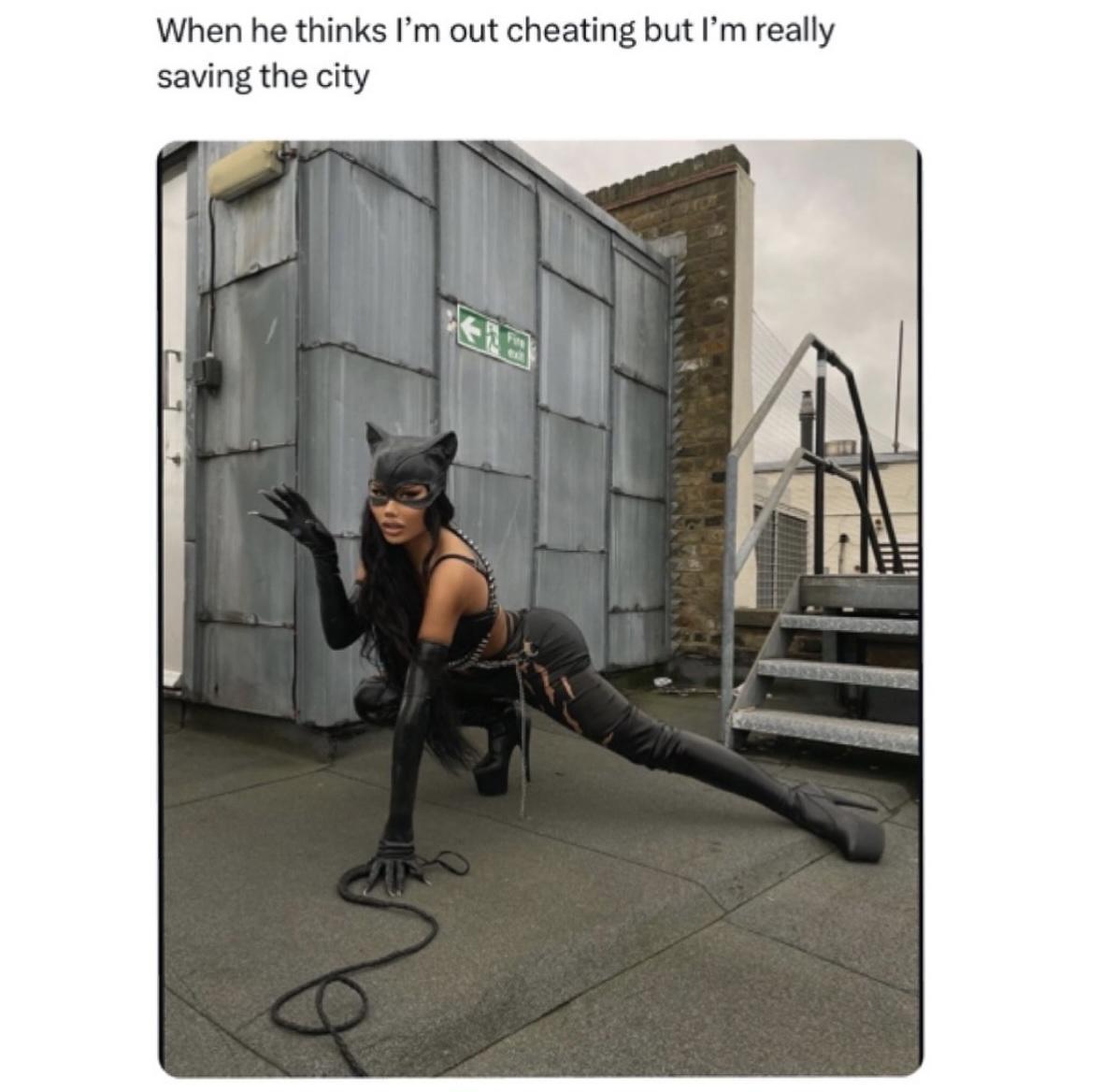 Girl Memes & Quotes