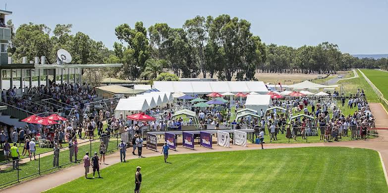 Pinjarra Race Course 