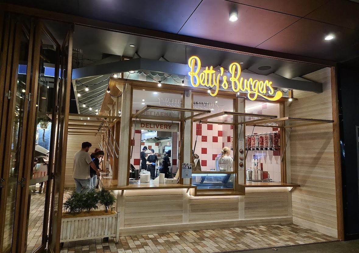 Betty’s Burgers 